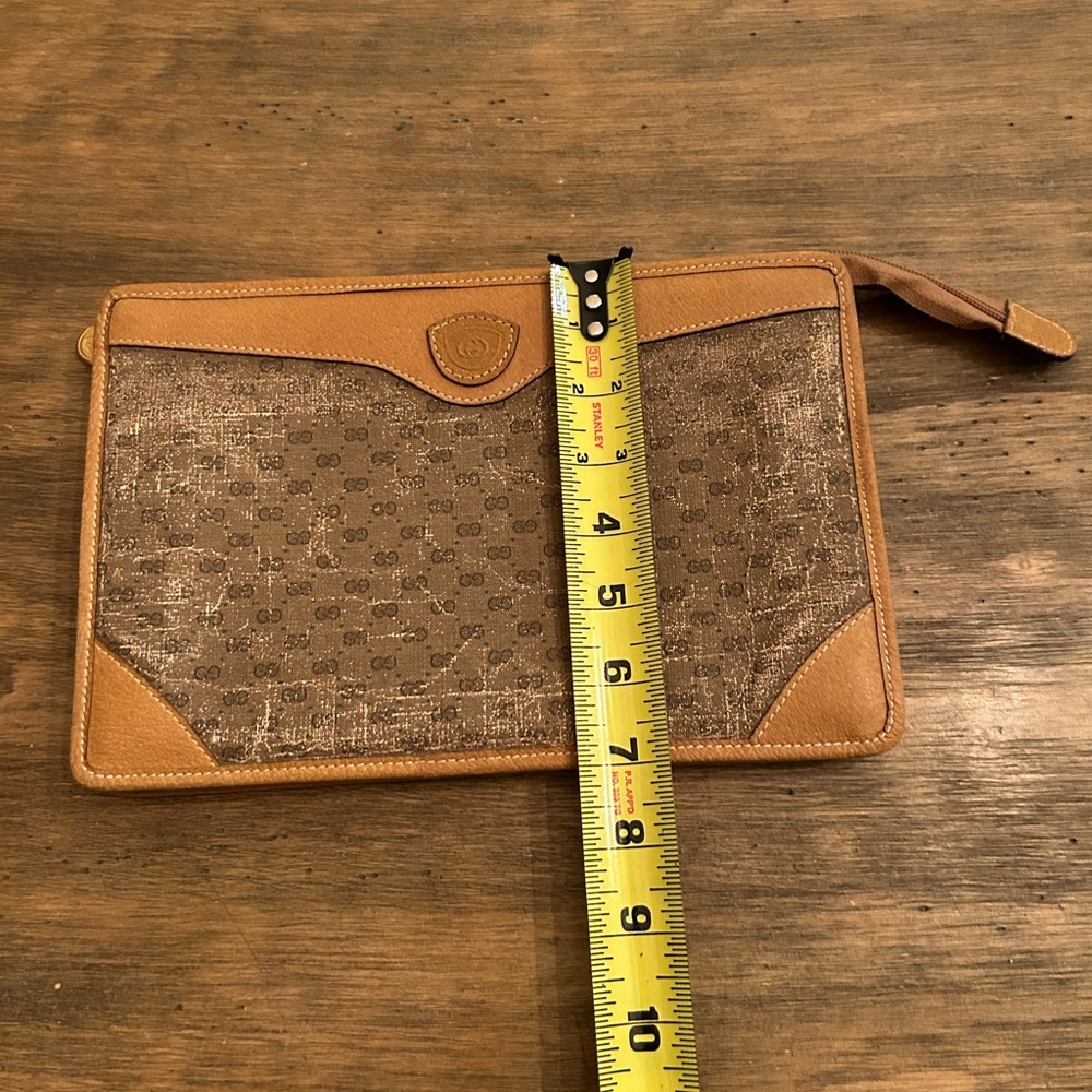 Authentic Vintage Gucci GG Monogram Clutch Bag Tan / Brown - Picture 11 of 15
